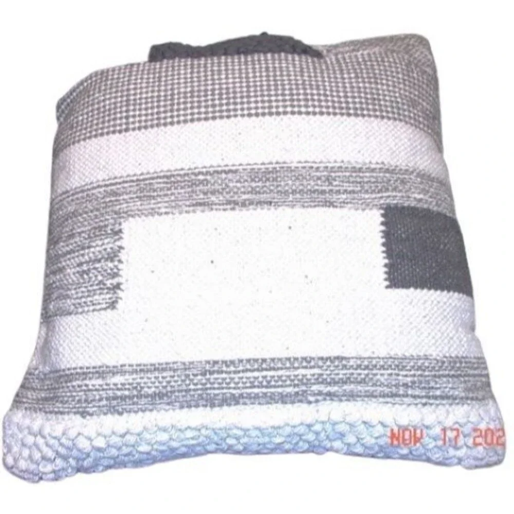 Lush Decor Decorative Accent Throw Pillows Textured Tufted  New Without Tags